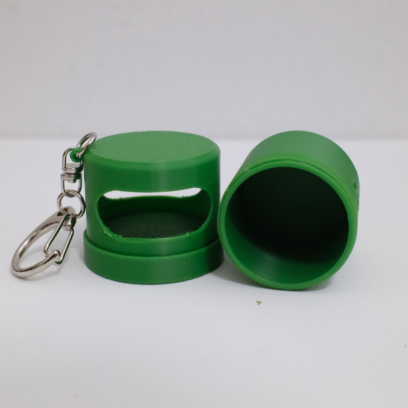 Rubbish Bin Keychain